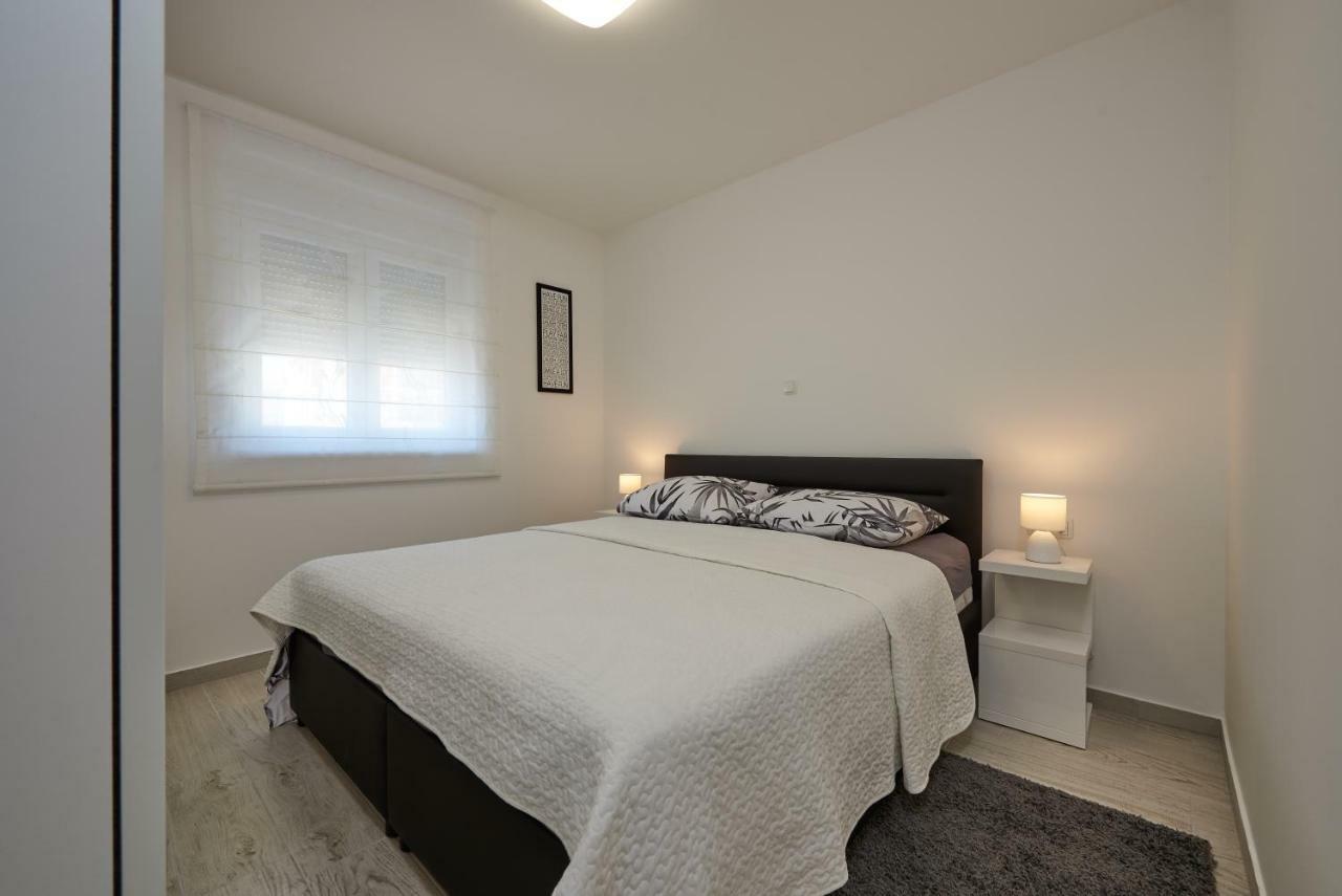 Apartman Jakov Διαμέρισμα Τρογκίρ Εξωτερικό φωτογραφία
